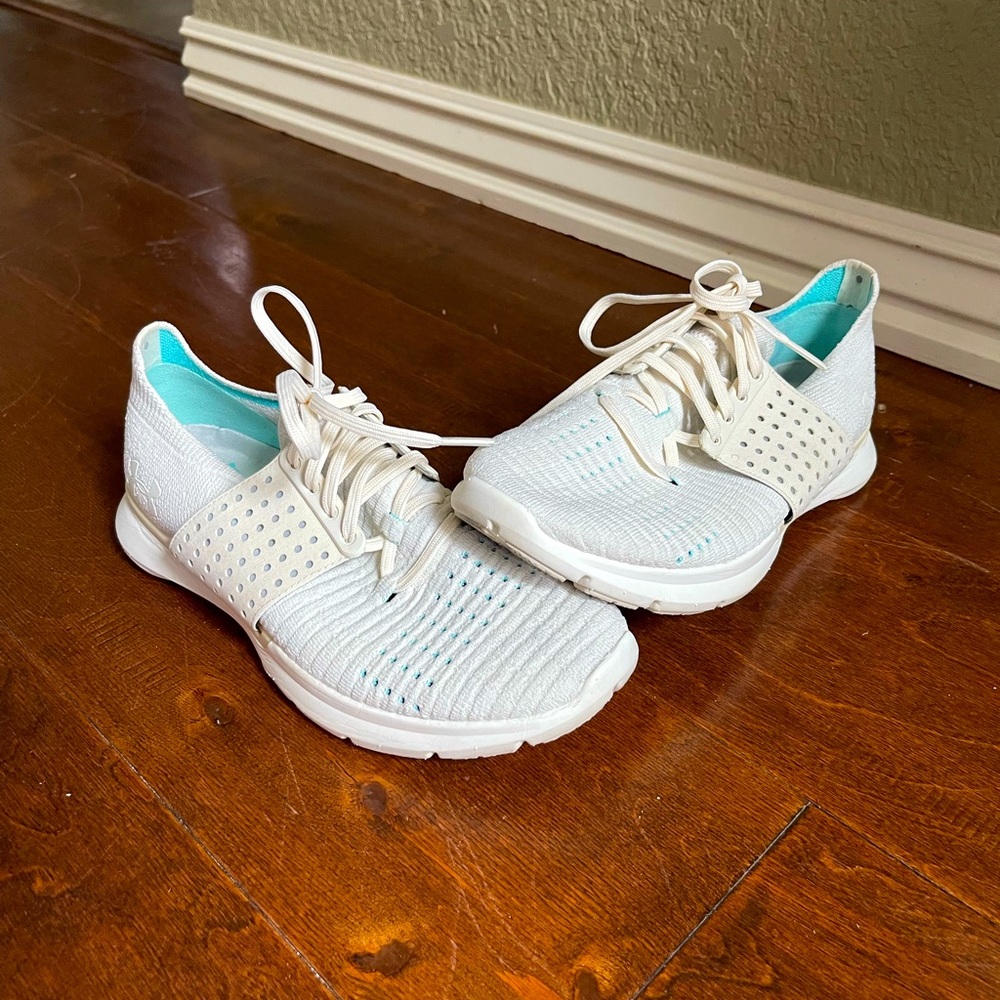 Womens Like New UA Speedfirm Slingride.